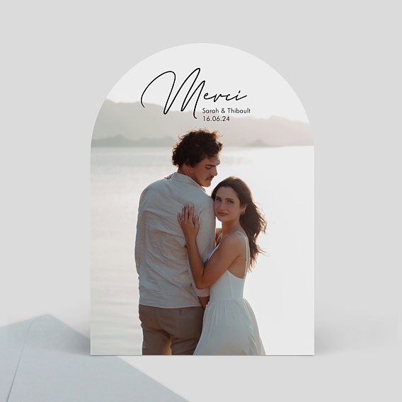 Carte remerciement mariage Pleine Page Editorial